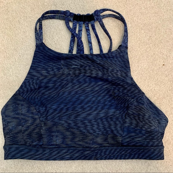Lululemon High Neck Sports Bra Navy Blue Size 6 - Picture 1 of 3